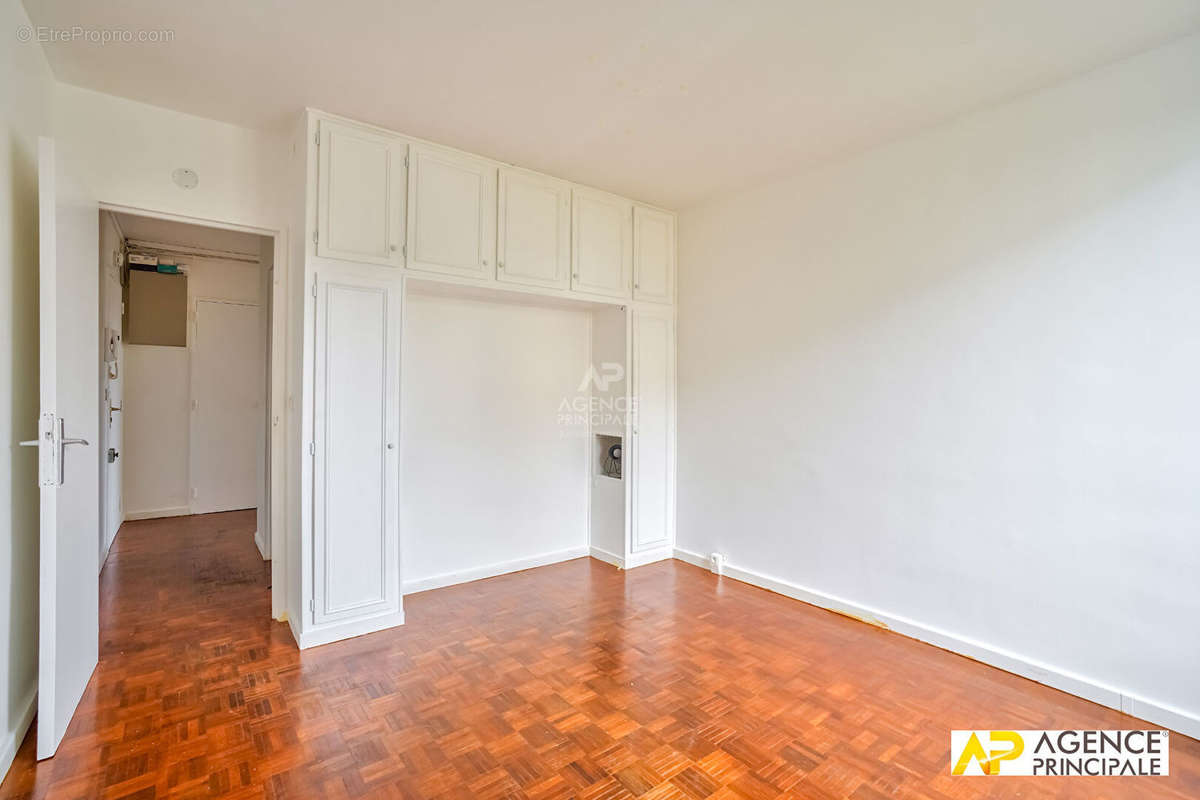 Appartement à MAISONS-LAFFITTE