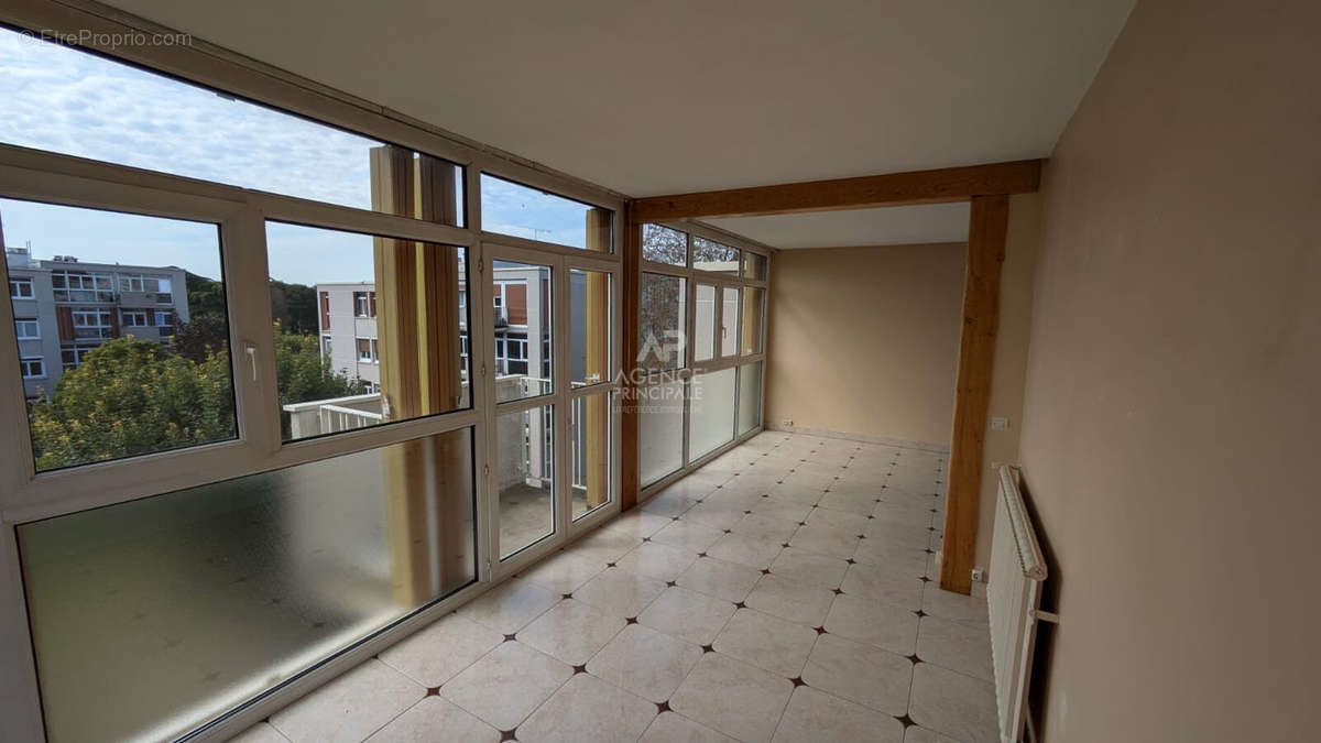 Appartement à MAISONS-LAFFITTE