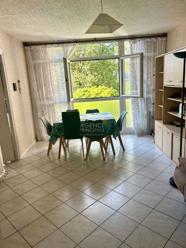 Appartement à MAISONS-LAFFITTE