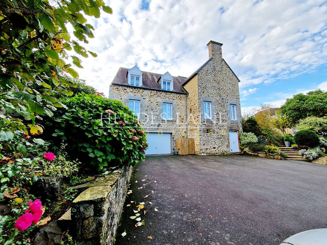 Maison à AVRANCHES