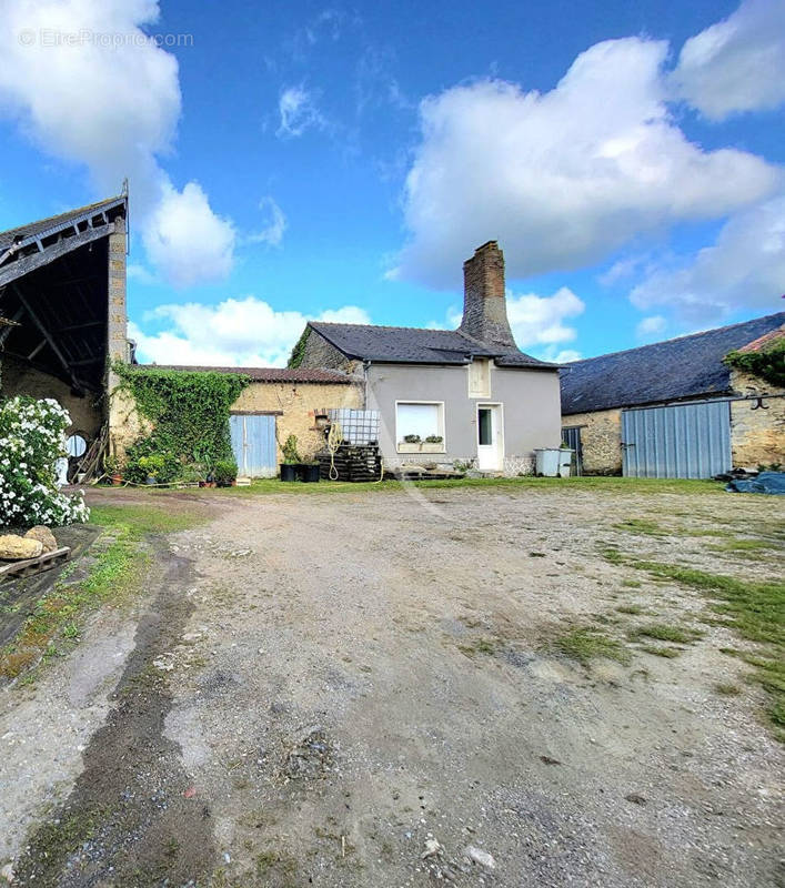 Maison à CHAVAGNES