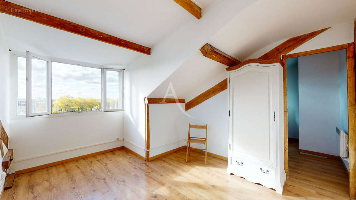 Appartement à MAISONS-ALFORT