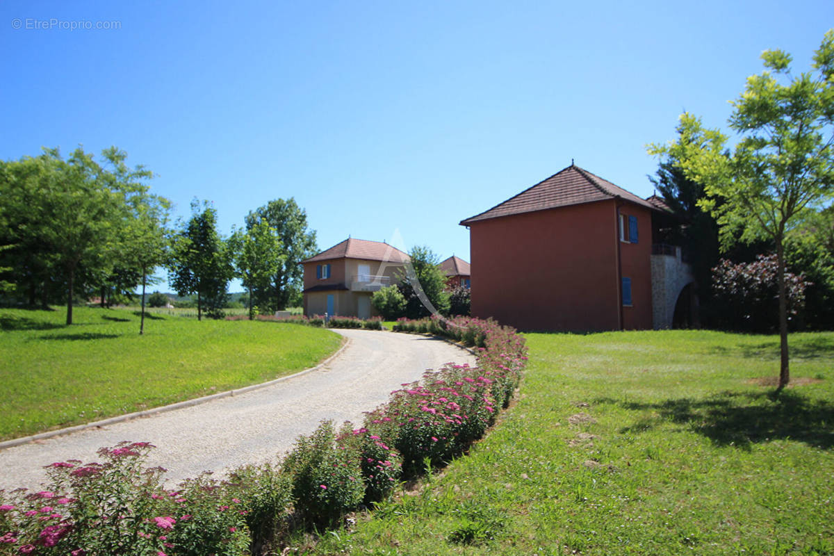 Appartement à PRAYSSAC