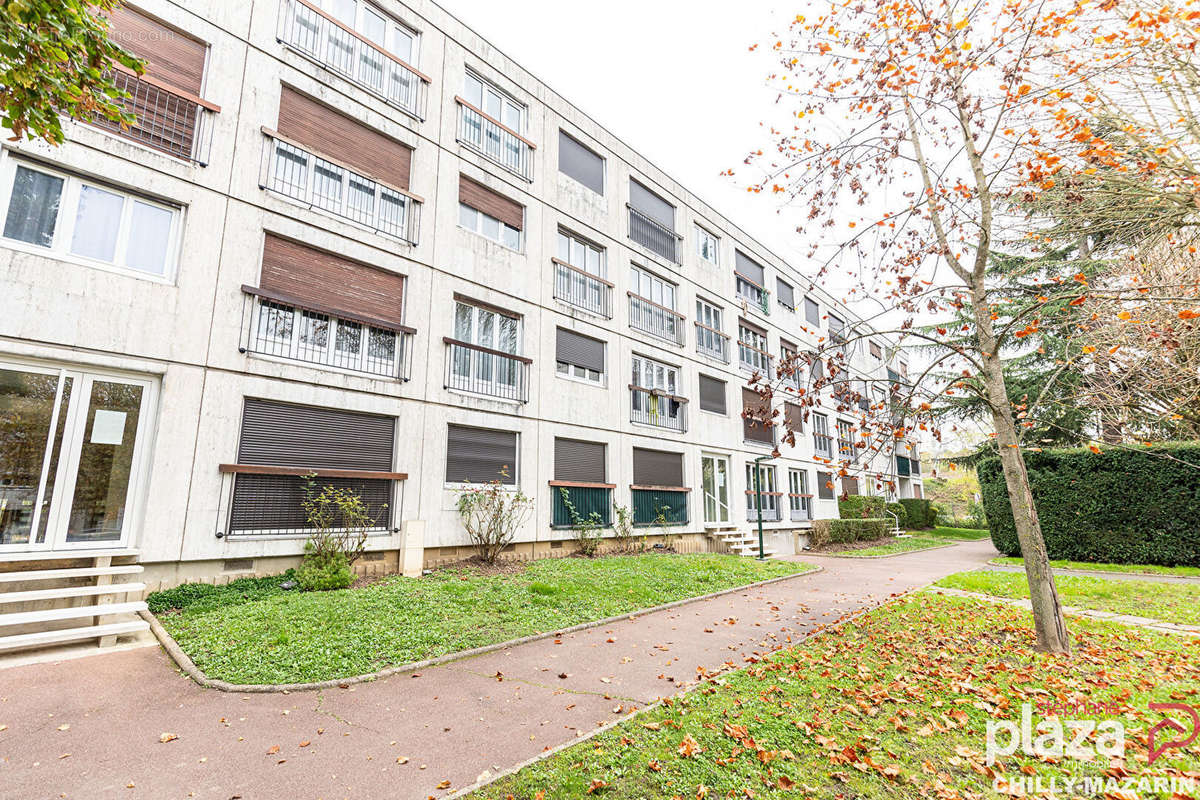 Appartement à CHILLY-MAZARIN