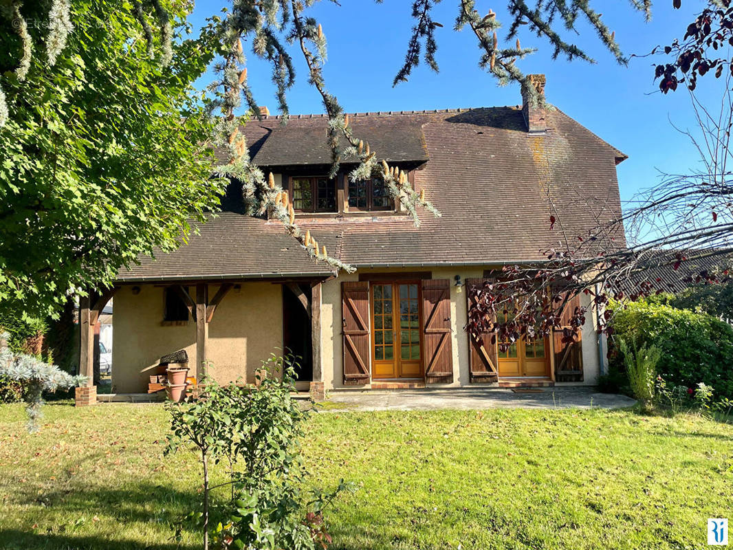 Maison à CAUDEBEC-LES-ELBEUF