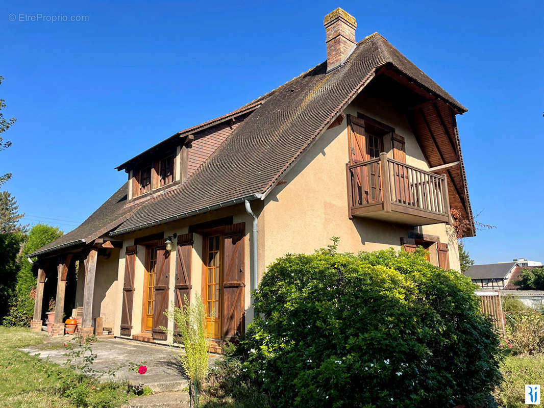 Maison à CAUDEBEC-LES-ELBEUF