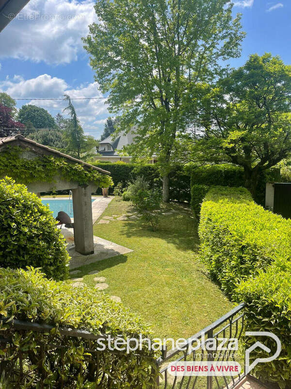 Maison à BOURG-EN-BRESSE