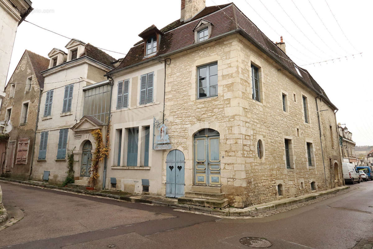 Maison à CHABLIS