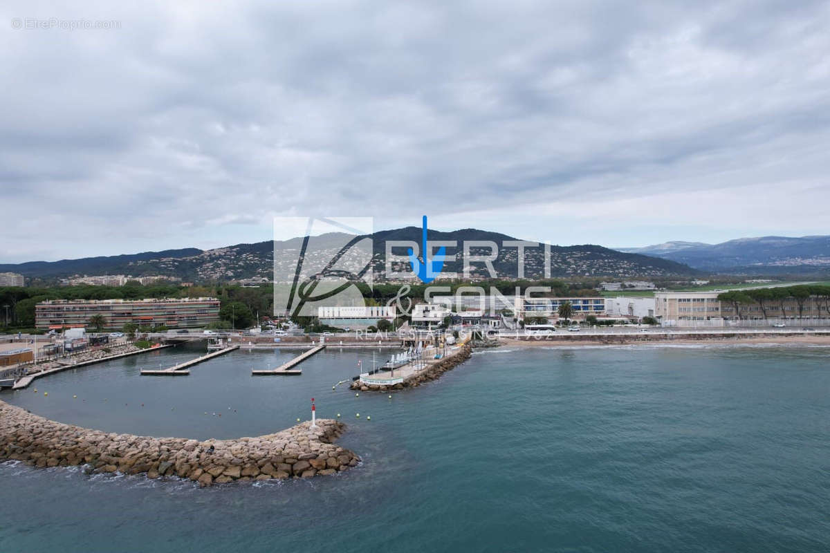 Commerce à CANNES