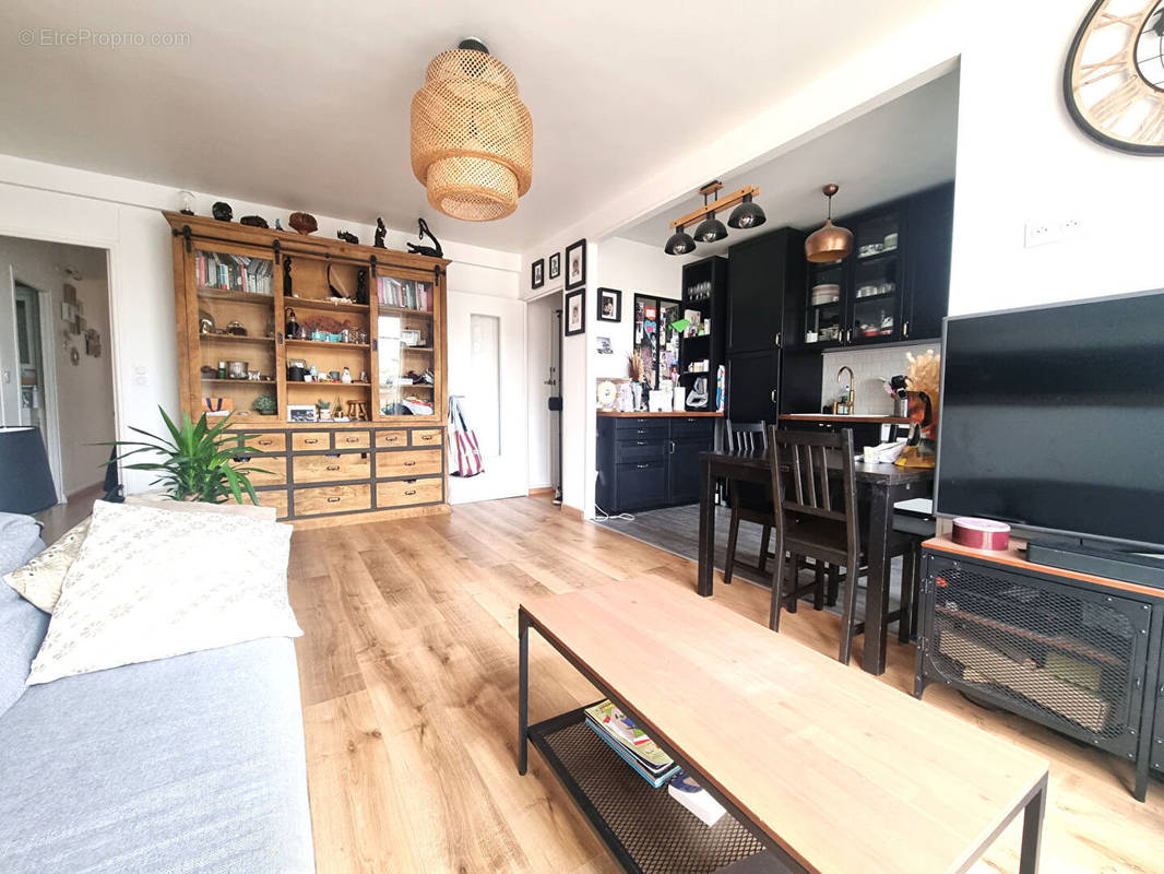 Appartement à FONTENAY-SOUS-BOIS