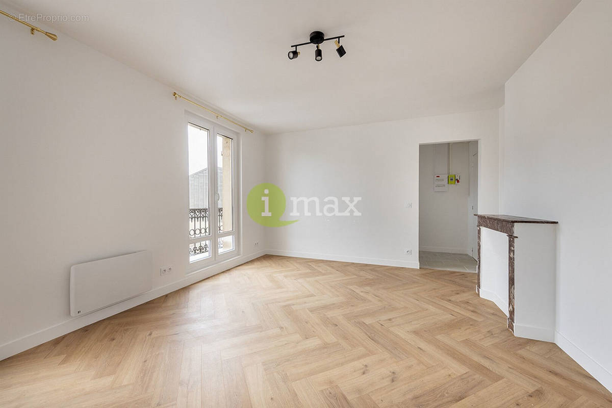 Appartement à CLICHY