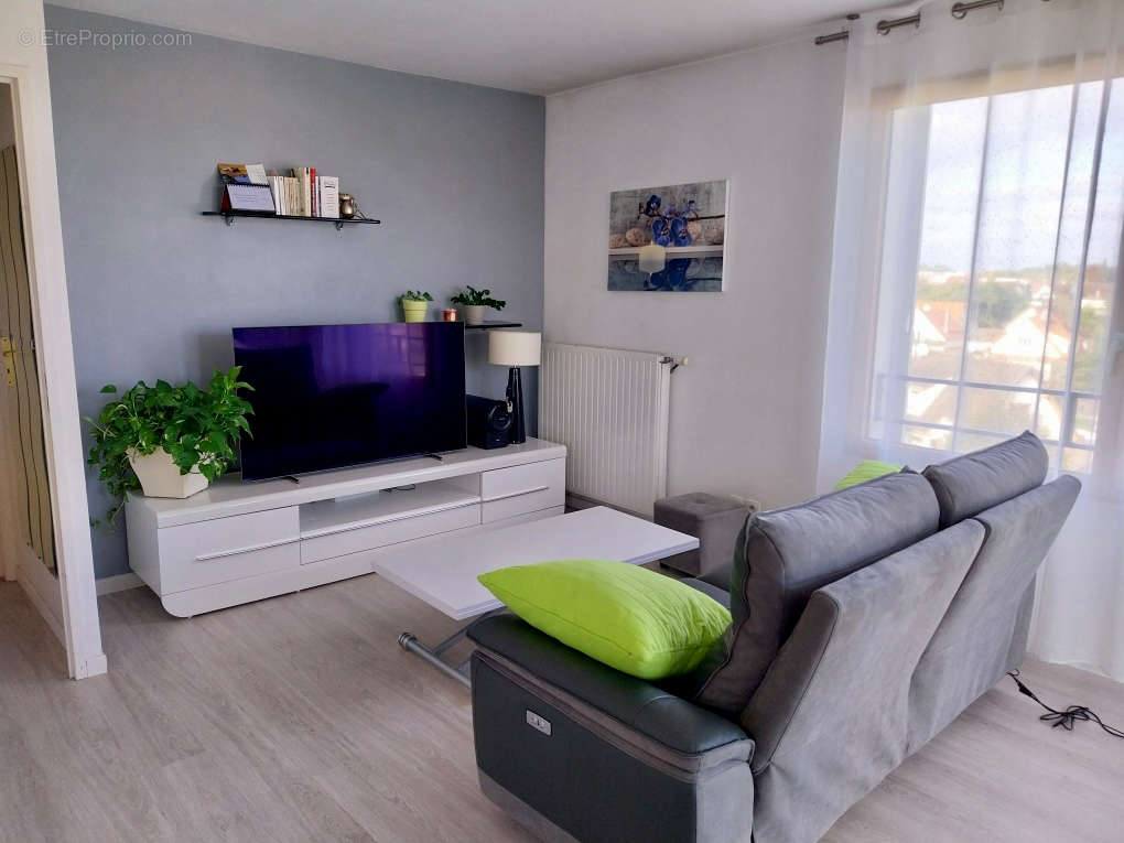 Appartement à LOUVRES