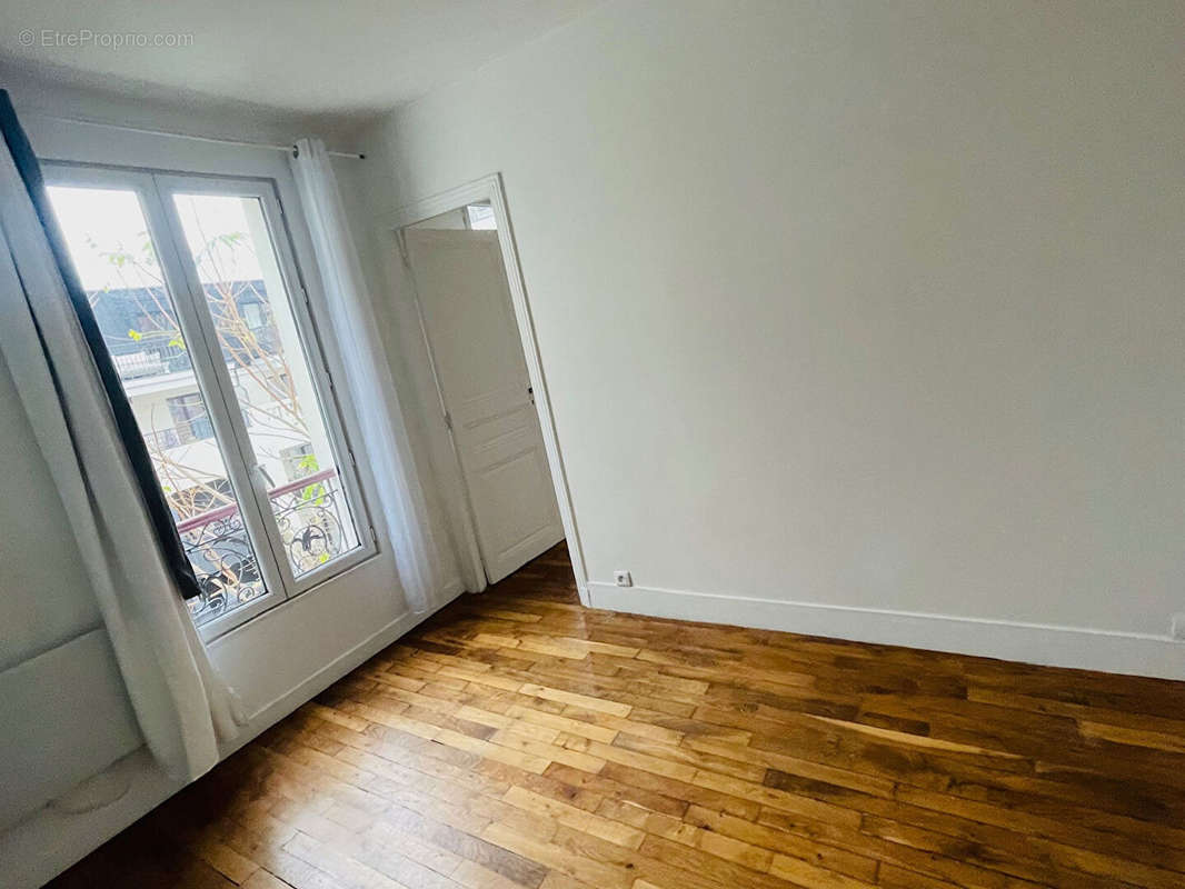 Appartement à CLICHY