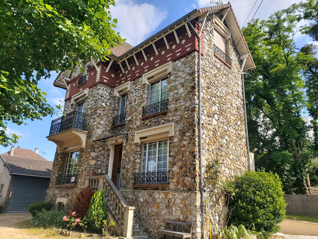 Maison à VILLEMOMBLE