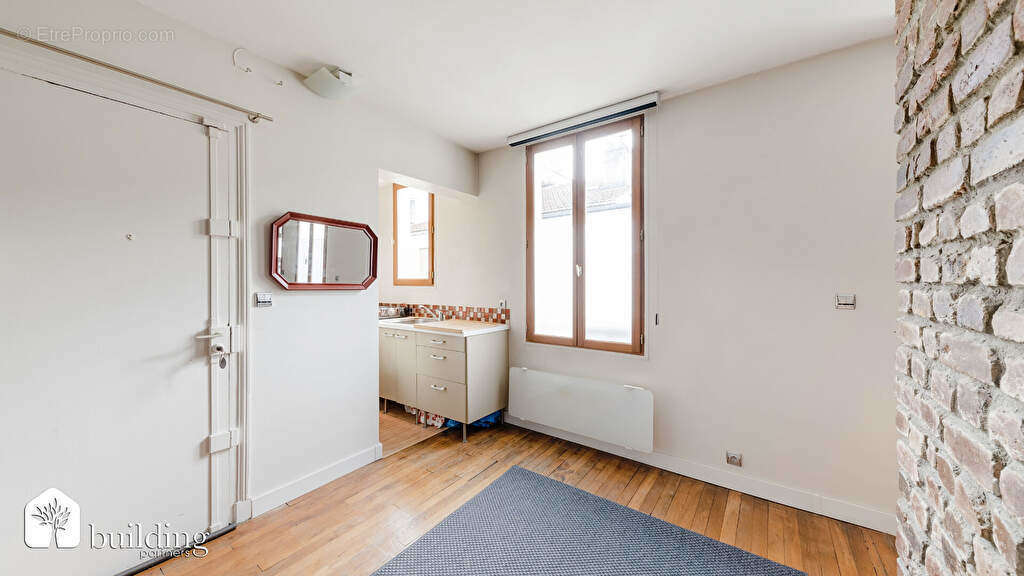 Appartement à LEVALLOIS-PERRET