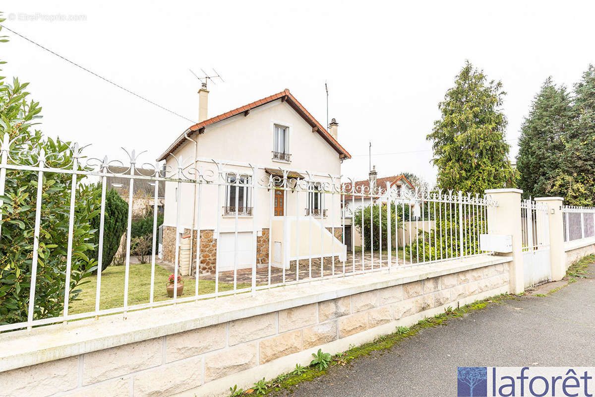 Maison à LONGJUMEAU