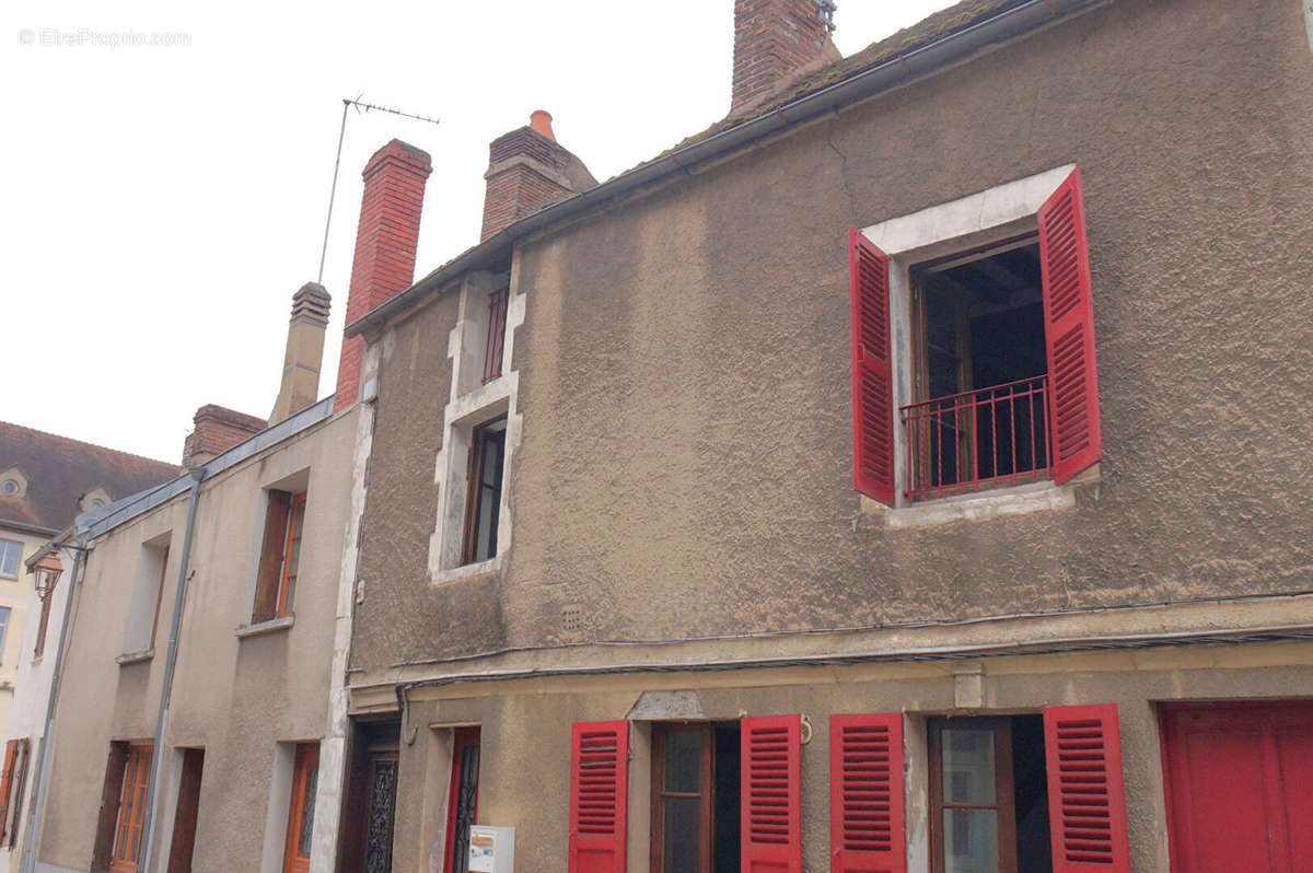 Maison à AUXERRE