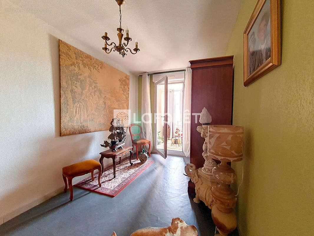 Appartement à MARSEILLE-11E