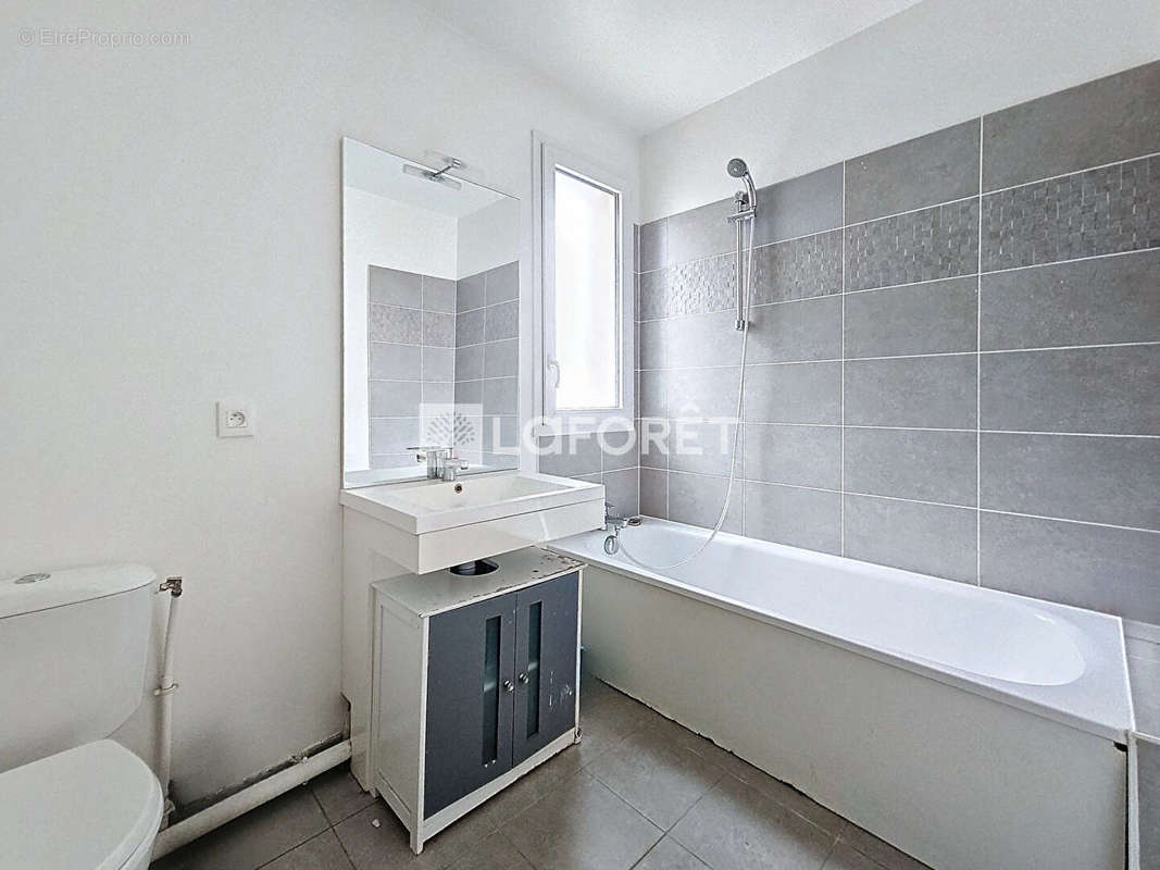 Appartement à MOISSY-CRAMAYEL