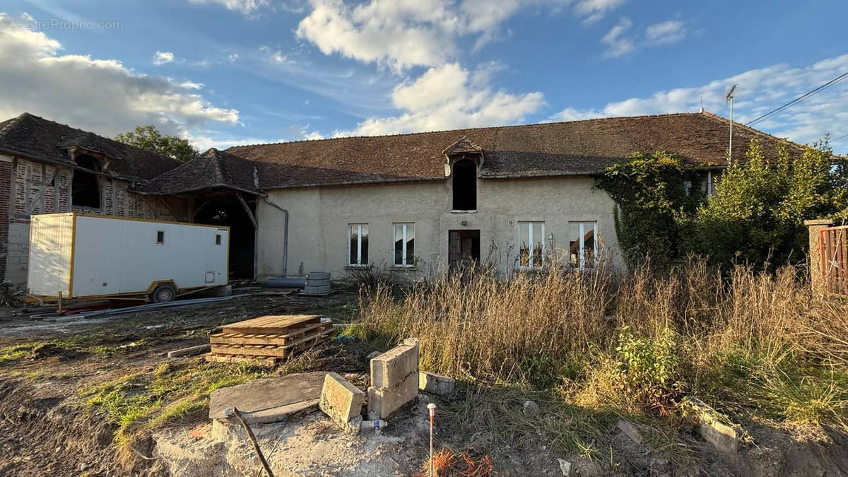 Maison à BARBEREY-SAINT-SULPICE