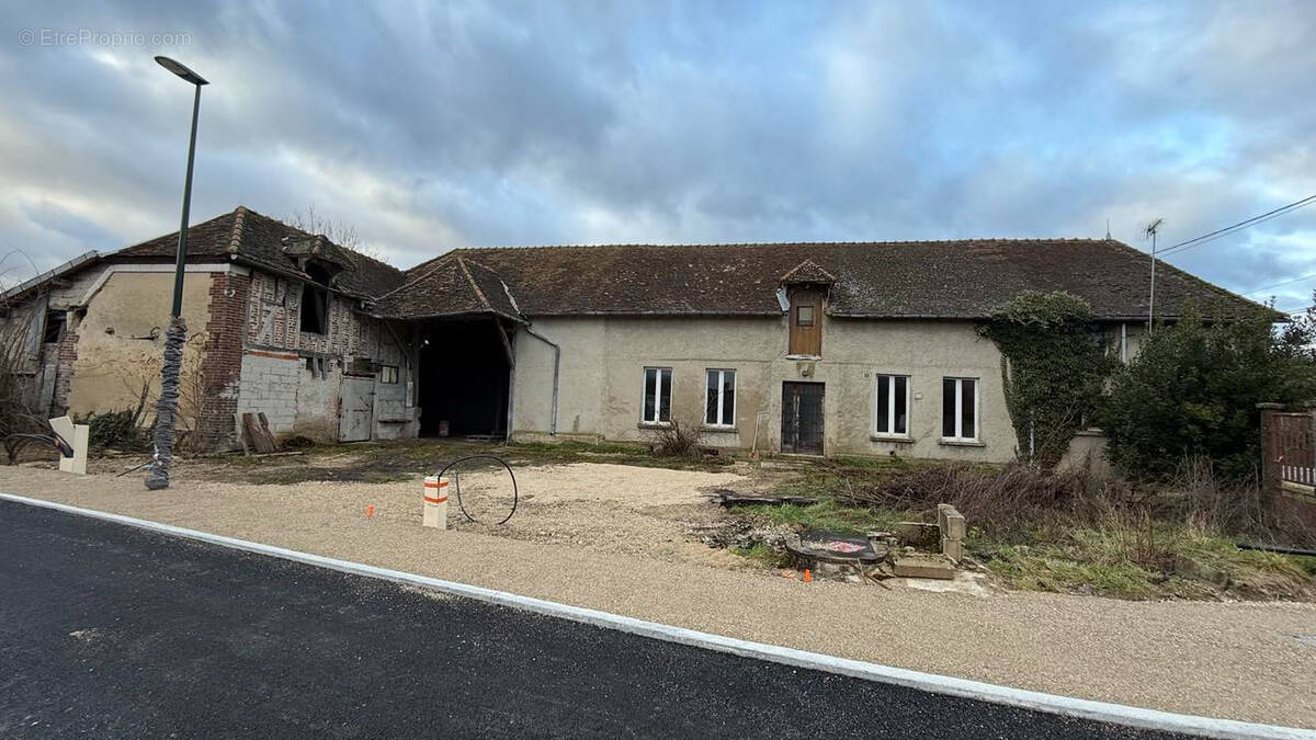 Maison à BARBEREY-SAINT-SULPICE