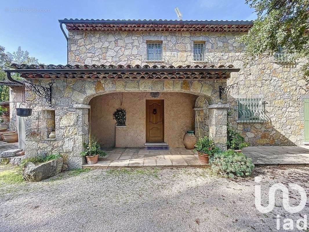 Photo 2 - Maison à FAYENCE