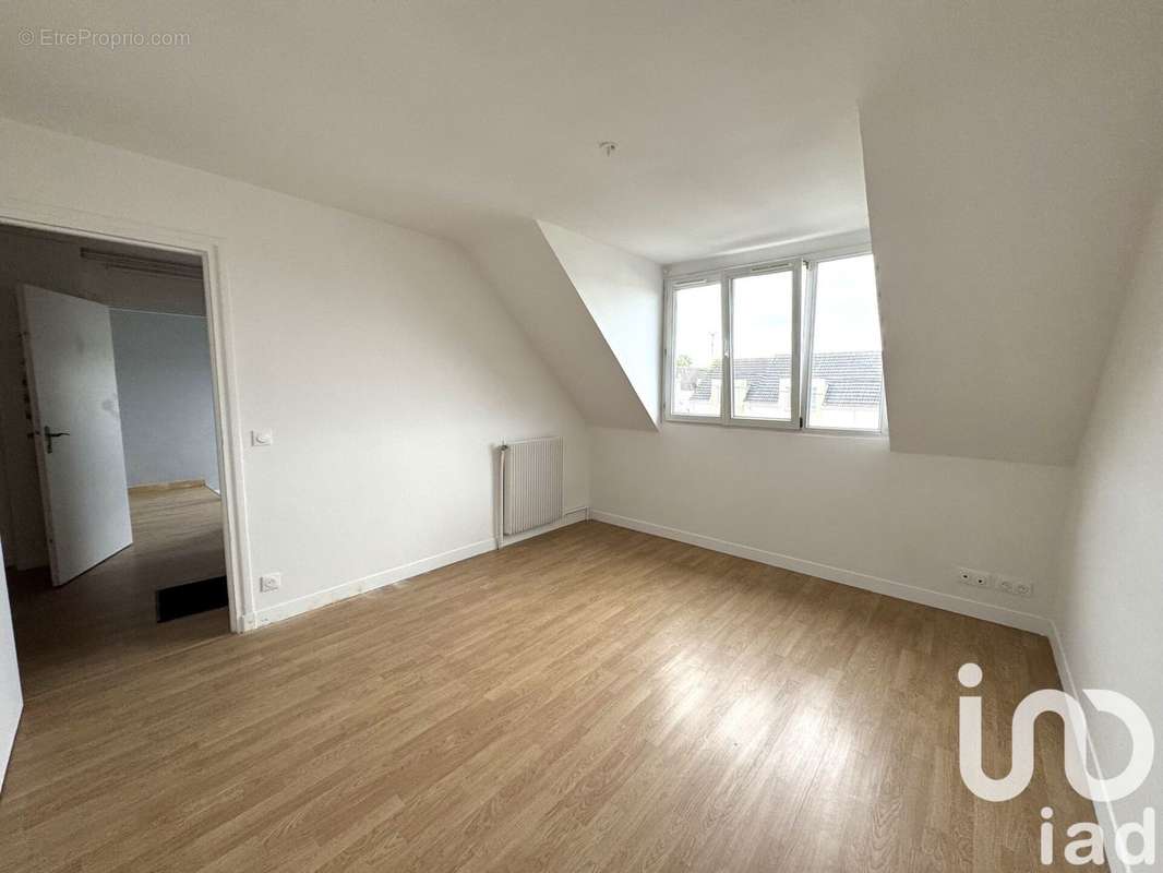 Photo 5 - Appartement à CHAMPIGNY-SUR-MARNE