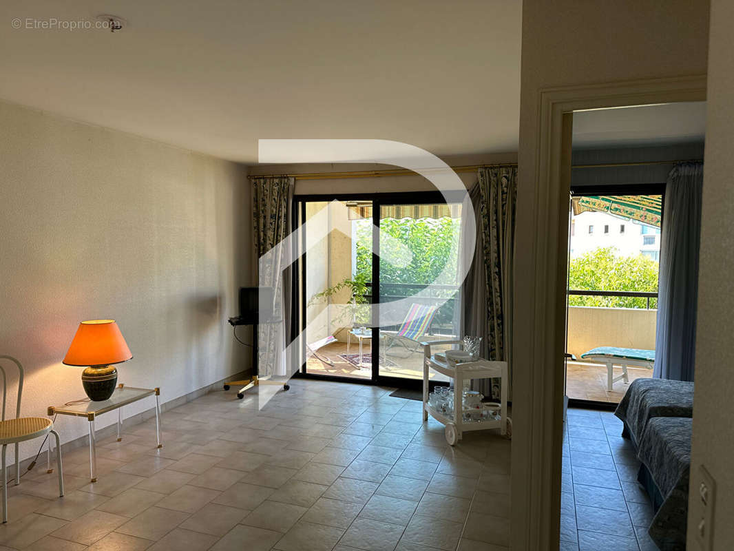 Appartement à SANARY-SUR-MER