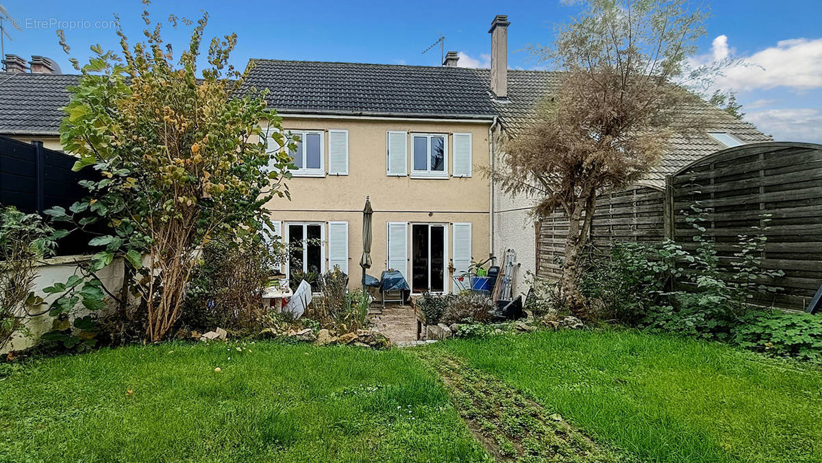 Maison à ROSNY-SOUS-BOIS