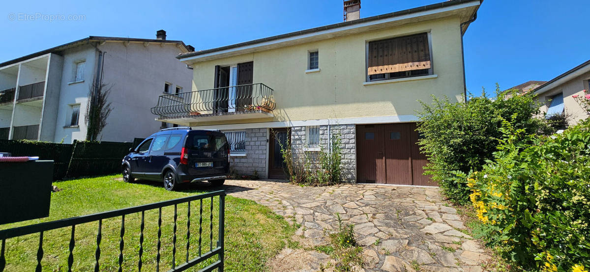 Maison à LE PALAIS-SUR-VIENNE