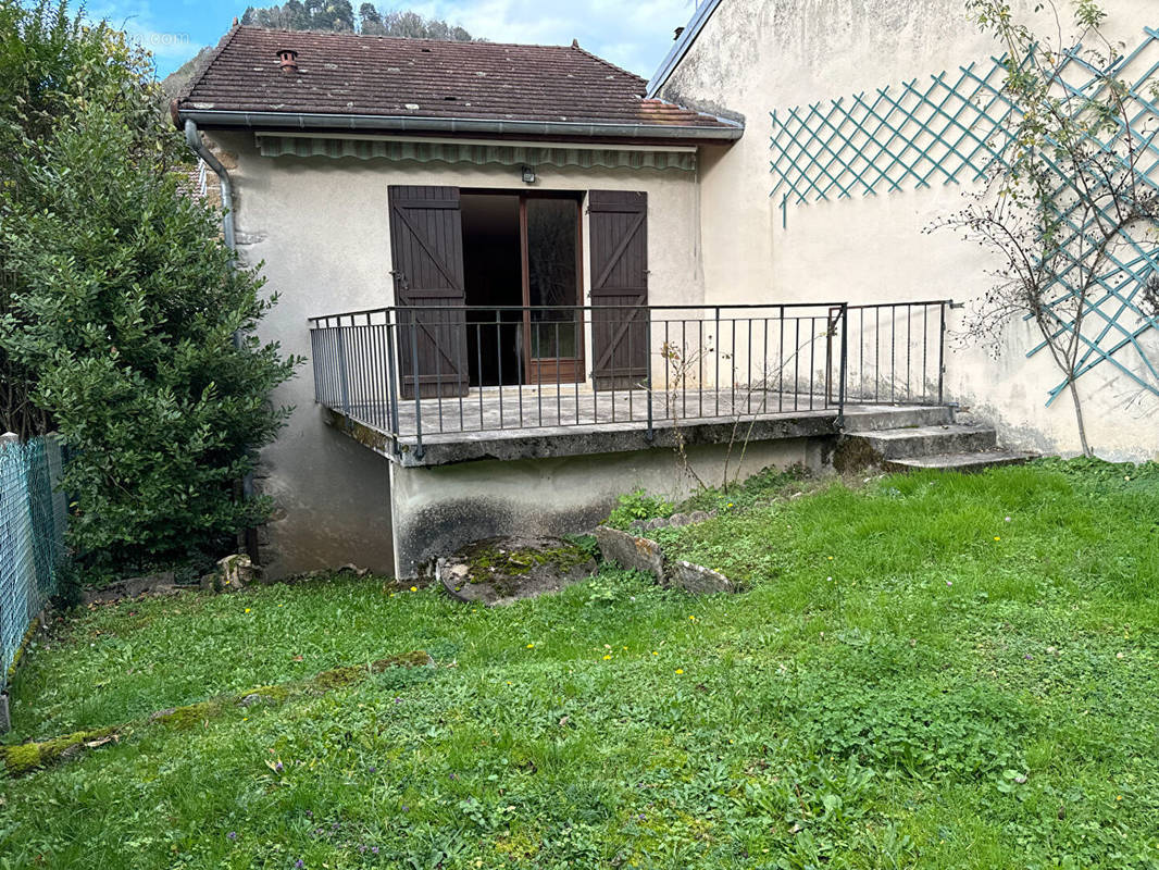 Maison à LONS-LE-SAUNIER