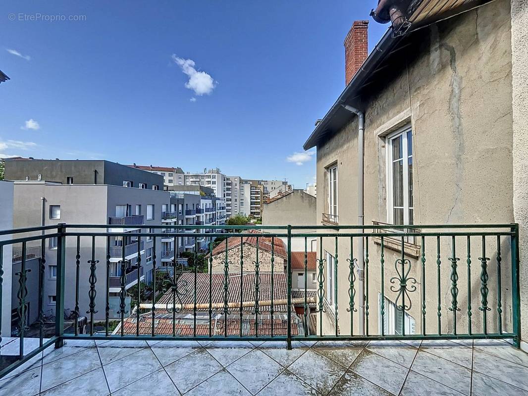 Appartement à VILLEURBANNE