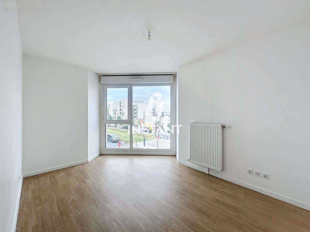 Appartement à IVRY-SUR-SEINE