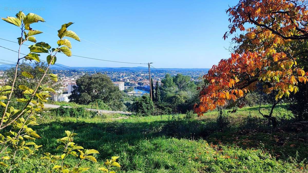 Terrain à ALES