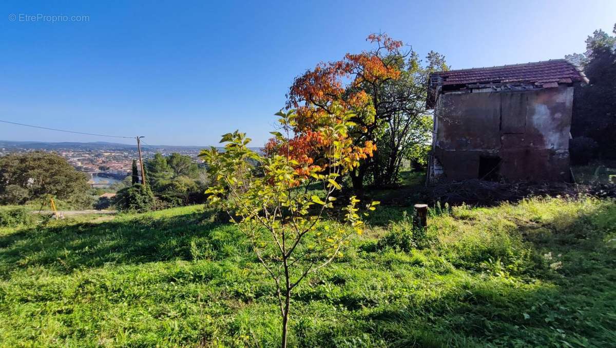 Terrain à ALES