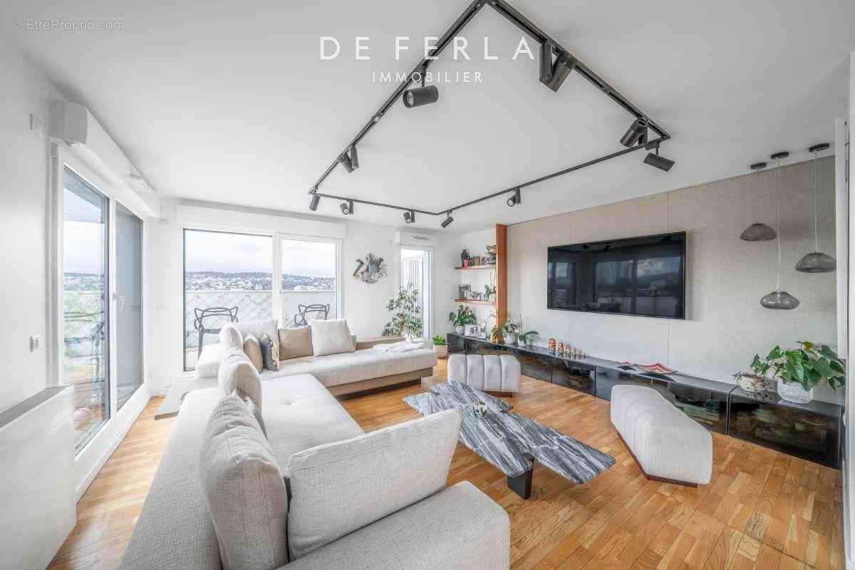 Appartement à ISSY-LES-MOULINEAUX