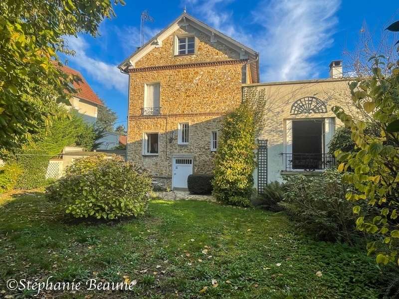 Maison à FRANCONVILLE