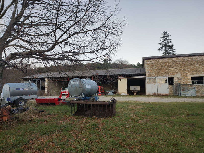 Maison à DIEULEFIT