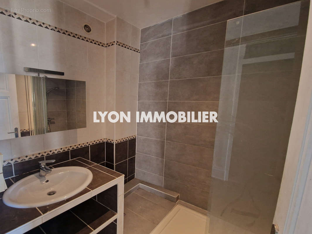 Appartement à LYON-3E