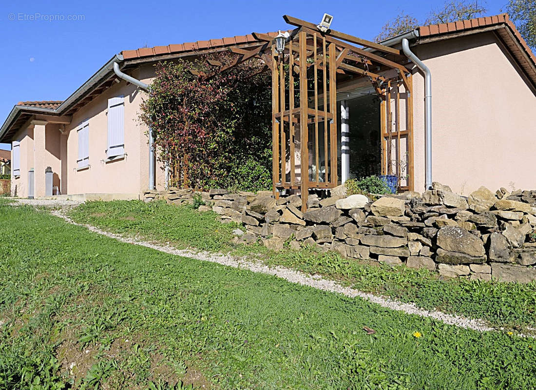 Maison à AMBERIEU-EN-BUGEY