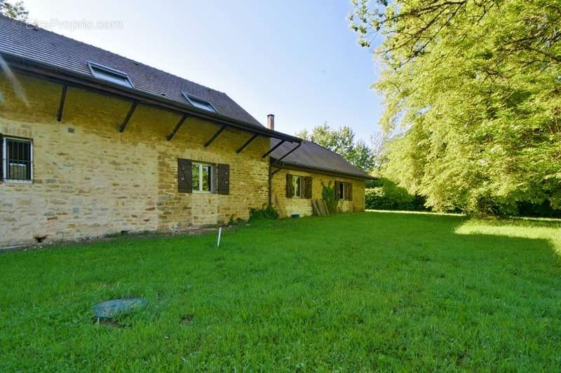 Maison à BLETTERANS