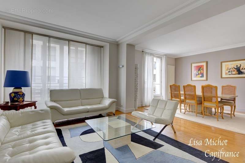 Appartement à NEUILLY-SUR-SEINE