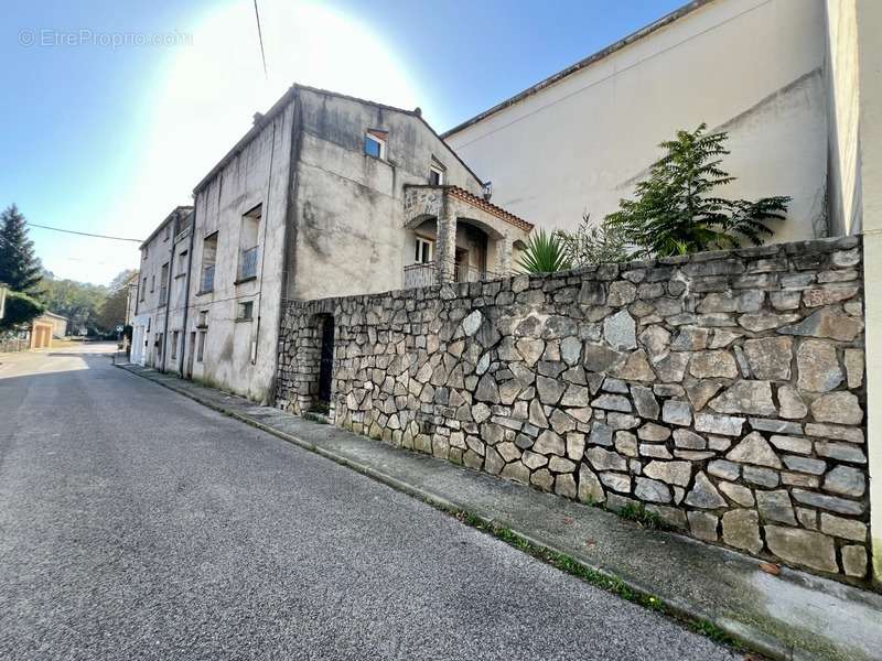 Appartement à LA GRAND-COMBE