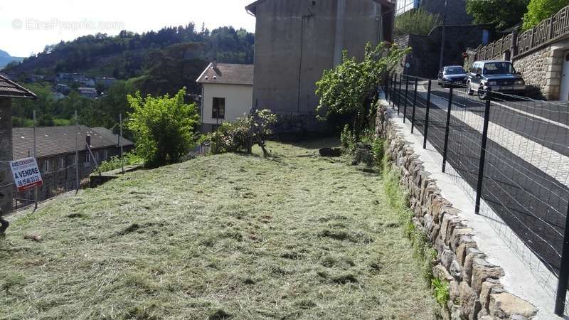 Maison à SAINT-MARTIN-DE-VALAMAS