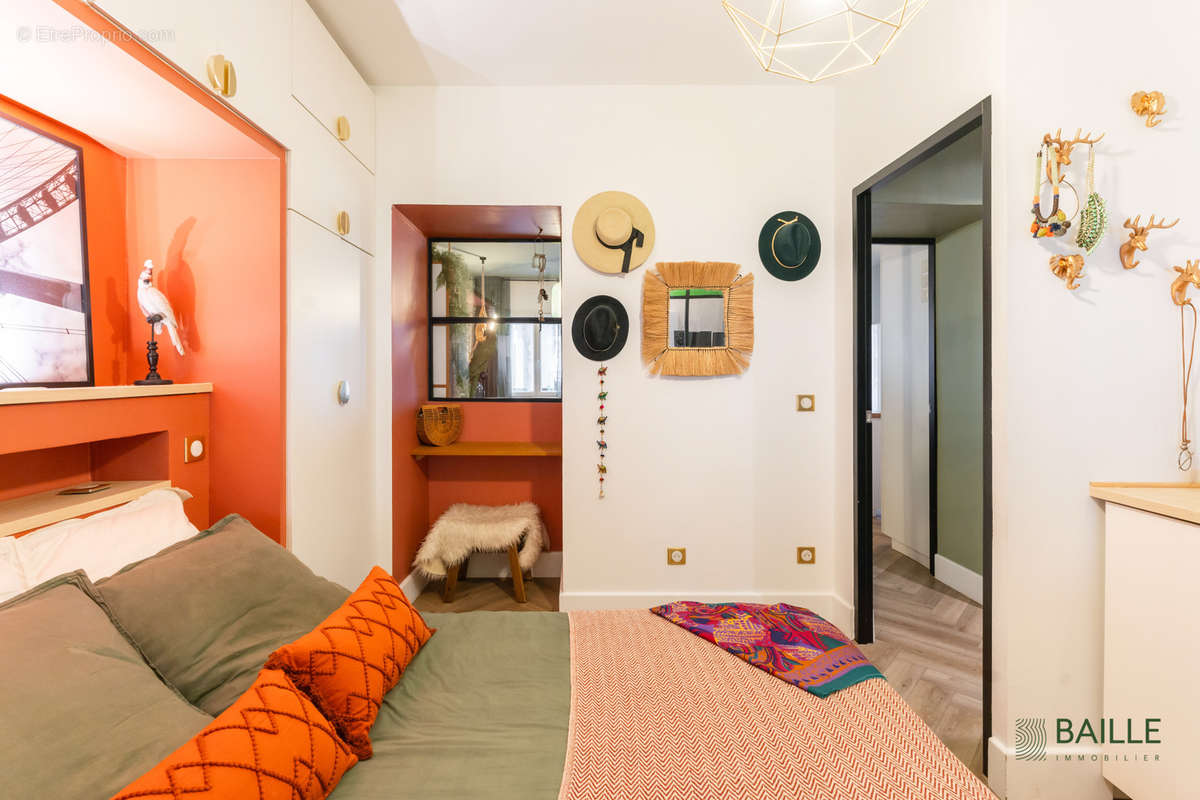 Appartement à MARSEILLE-4E