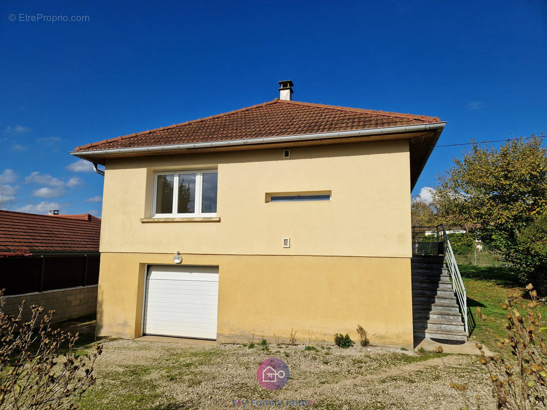 Maison à COLOMBE-LES-VESOUL