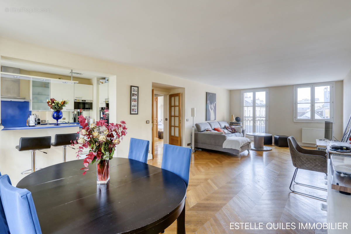 Appartement à VERSAILLES