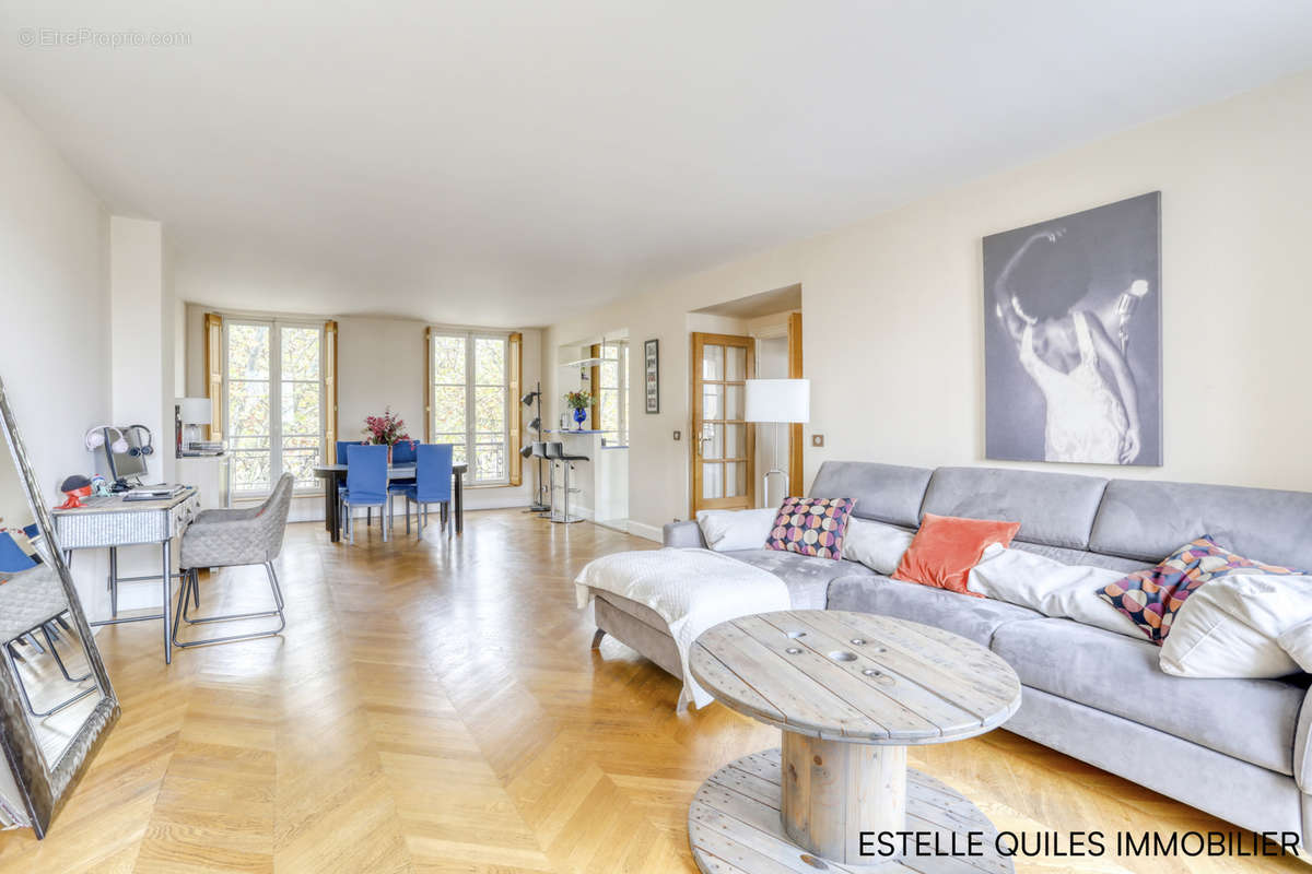 Appartement à VERSAILLES