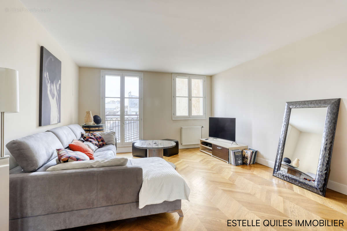 Appartement à VERSAILLES