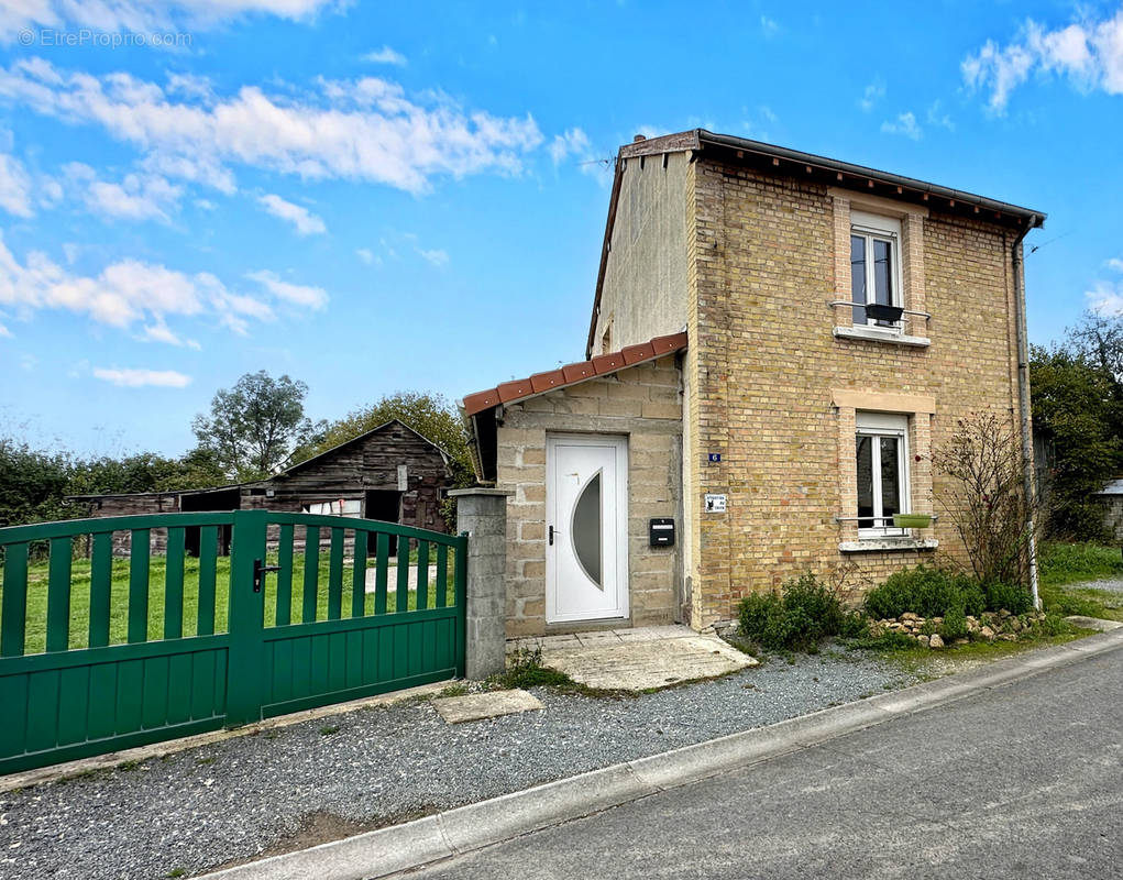 Maison à AMAGNE